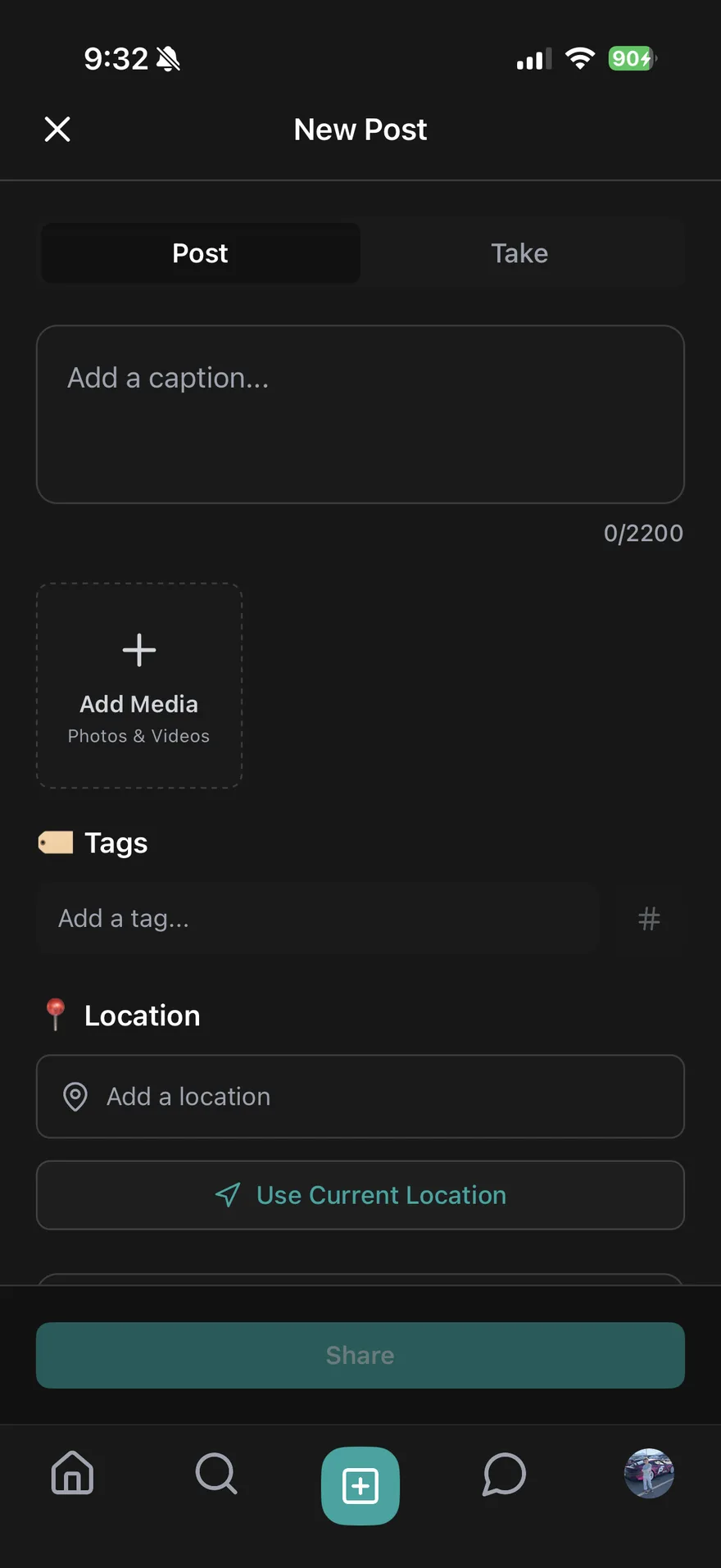 Creating a new post on CleoSocial